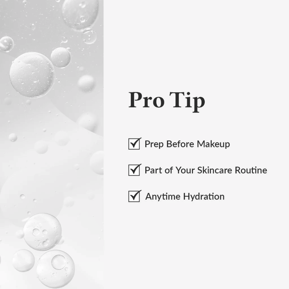 Grafika Pro Tip, ki prikazuje, kako se Dr. Althea 345 Relief Cream Mist uporablja za vlaženje pred ličenjem, kot del rutine nege kože ali kadar koli čez dan.