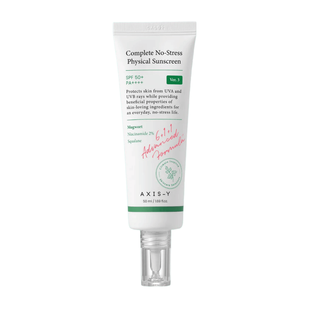 Izdelek na sliki je "AXIS-Y Complete No-Stress Physical Sunscreen", različica 3. To je fizična krema za sončenje z SPF 50+ in PA+++, ki ščiti kožo pred UVA in UVB sevanjem.