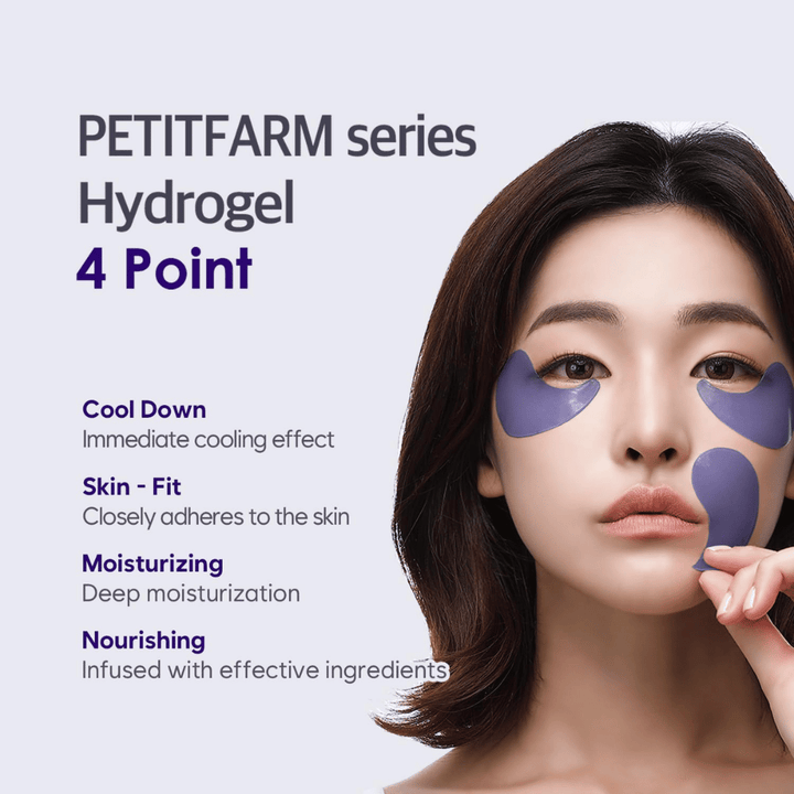 Promocijska slika z modelom, ki uporablja PETITFARM Hydrogel Eye Mask. Slika izpostavlja štiri glavne prednosti: hladilni učinek, koži prilagojeno prileganje, globinsko vlaženje in hranilne sestavine.