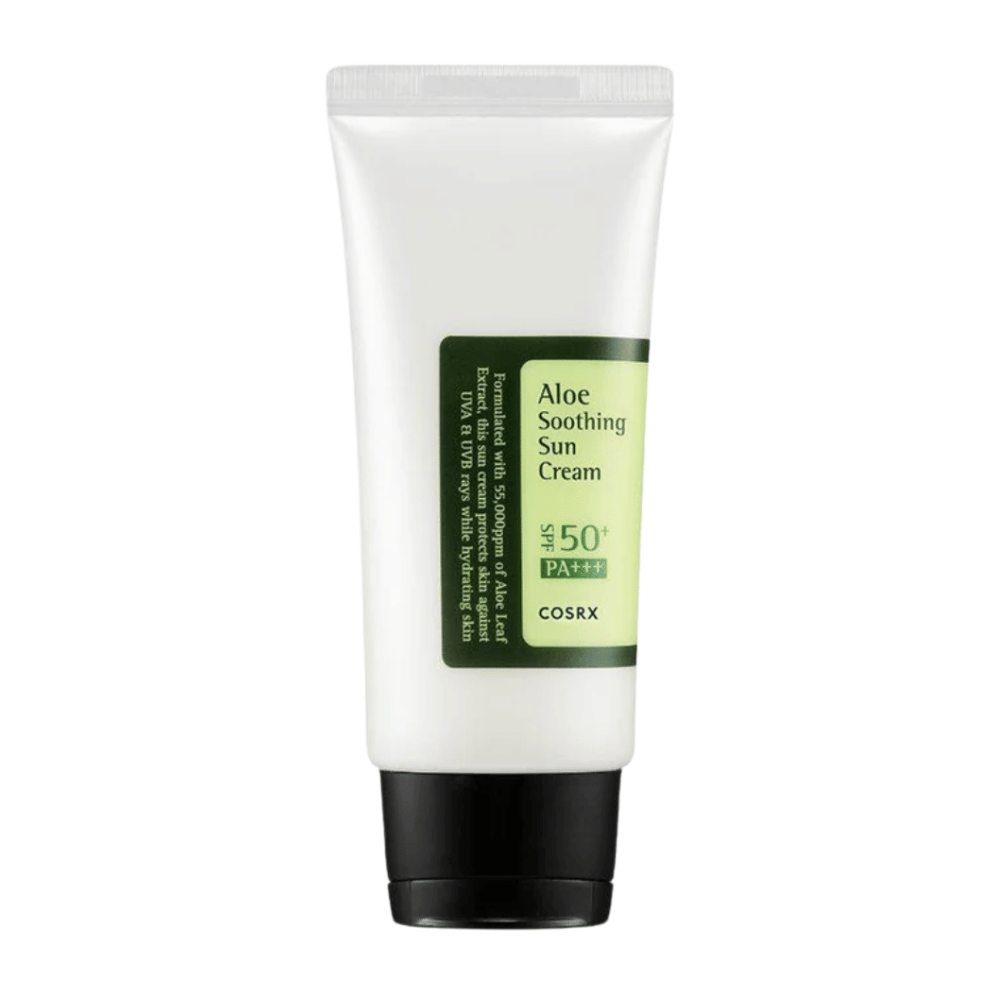 COSRX Aloe Soothing Sun Cream SPF 50+ PA+++ v beli tubi s črnim pokrovčkom – sončna krema z aloe vero, ki ščiti in pomirja kožo.