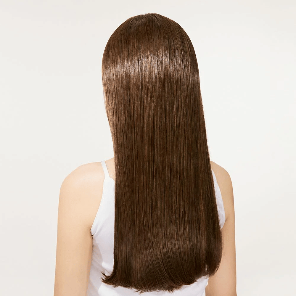 Sijoči in mehki lasje po uporabi Nature Republic Argan Essential Moisture Repairing Conditioner.