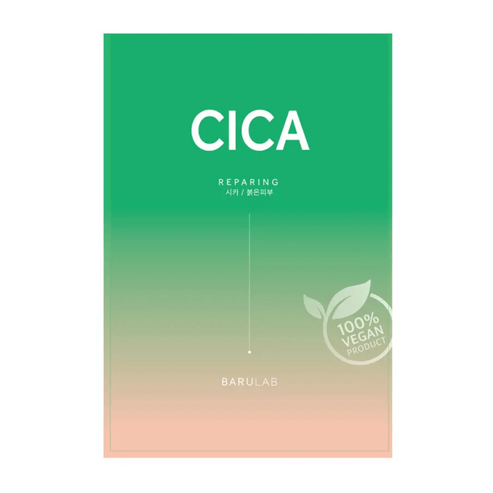 Embalaža od BARULAB za masko "CICA Repairing", označena kot "100% Vegan Product". Embalaža ima gradientno barvo, ki prehaja iz temno zelene v svetlejše tone proti dnu.