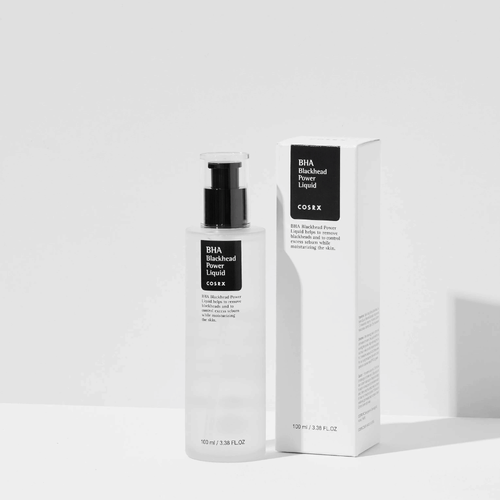 COSRX BHA Blackhead Power Liquid 100 ml z embalažo – piling serum za obraz z BHA, ki preprečuje ogrce in odvečni sebum.