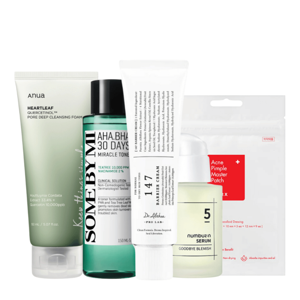 
Zbirka izdelkov za nego kože, namenjenih boju proti madežem in aknam. Set vsebuje Anua Heartleaf Quercetin+ Pore Deep Cleansing Foam, SOME BY MI AHA.BHA.PHA 30 Days Miracle Toner, Dr. Althea Pro Lab 5 Numbuzin Serum in Acne Pimple Master Patch. Ti izdelki so posebej formulirani za pomiritev, čiščenje in zdravljenje problematične kože ter za učinkovito zmanjšanje vidnosti mozoljev in por.