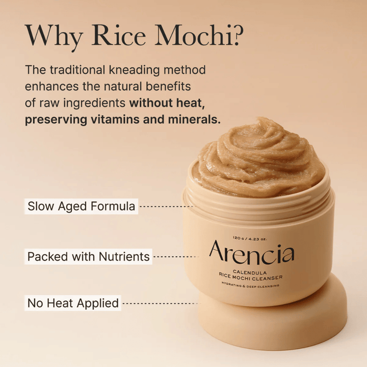 Arencia Calendula Rice Mochi Cleanser z opisom njegove hladno stisnjene formule, ki ohranja vitamine in minerale za hranljivo nego kože.