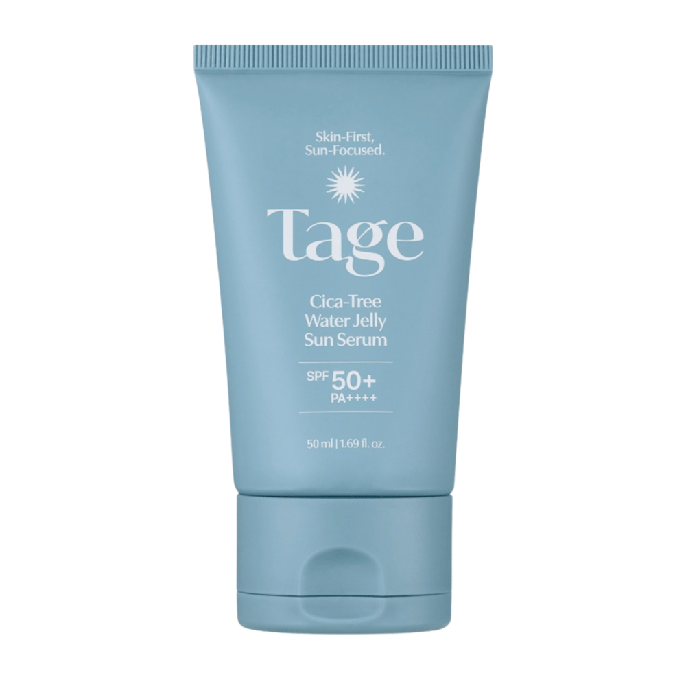 Tage Cica-Tree Water Jelly Sun Serum SPF 50+ PA++++ 50 ml, vlažilni serum za zaščito pred soncem v svetlo modri tubi na belem ozadju.