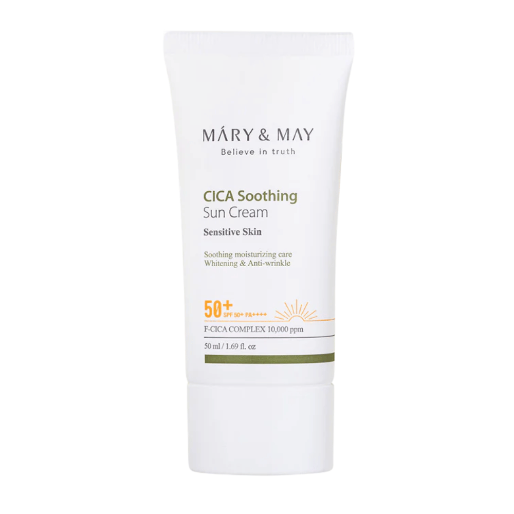 Čista produktna slika izdelka Mary&May CICA Soothing Sun Cream SPF50+ PA++++ na belem ozadju. Slika prikazuje dizajn embalaže in poudarja visoko raven zaščite pred soncem za vsakodnevno uporabo.