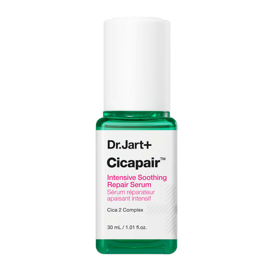 Dr.Jart+ Cicapair Intensive Soothing Repair Serum, 30 ml steklenička. Steklenička ima bel pokrovček z zelenim dnom in etiketo z napisom "Cicapair Intensive Soothing Repair Serum" in "Cica 2 Complex".