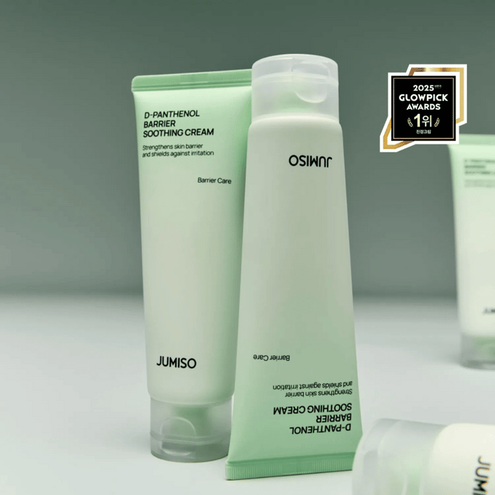 Jumiso D-Panthenol Barrier Soothing Cream v tubi s pokrovčkom, fotografirana s strani z logotipom Glowpick Awards 2025.