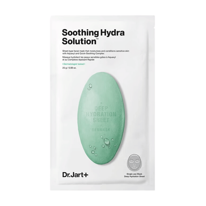 Eno pakiranje Dr.Jart+'s "Soothing Hydra Solution" globoko vlažilne obrazne maske, z zeleno obliko kapljice vode na beli podlagi. Maska je enkratna uporaba, namenjena za globoko vlaženje.