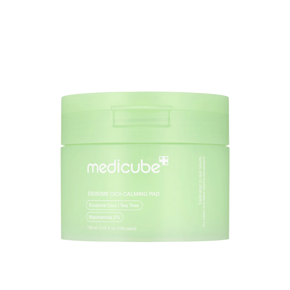 Povečava na Medicube Exosome Cica Calming Pads v svetlo zeleni posodi, 150 ml/100 blazinic za pomiritev in vlaženje kože.