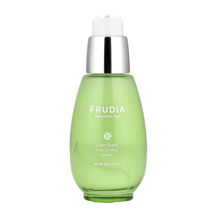 Frudia Green Grape Pore Control Serum 50 g – korejski obrazni serum z izvlečkom zelenega grozdja, ki zmanjšuje pore, uravnava mastno kožo in zagotavlja vlažno, čisto kožo.