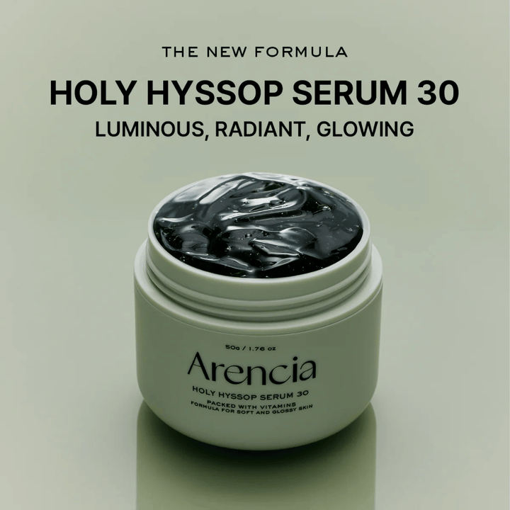 Arencia Holy Hyssop Serum 30 – novo sijajno serum z vitaminsko bogato formulo, ki daje enakomeren, sijoč in zdrav ten kože.