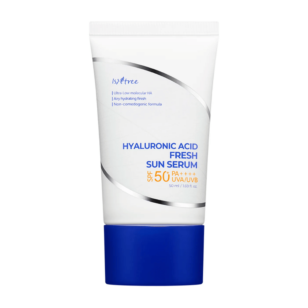 Isntree Hyaluronic Acid Fresh Sun Serum z SPF50+ PA++++ je zaščita pred soncem, ki združuje učinkovito zaščito z intenzivno vlaženje zahvaljujoč hialuronski kislini z nizko molekulsko maso. Lahka, nekomedogena formula, ki se hitro vpije in je primerna za občutljivo kožo.
