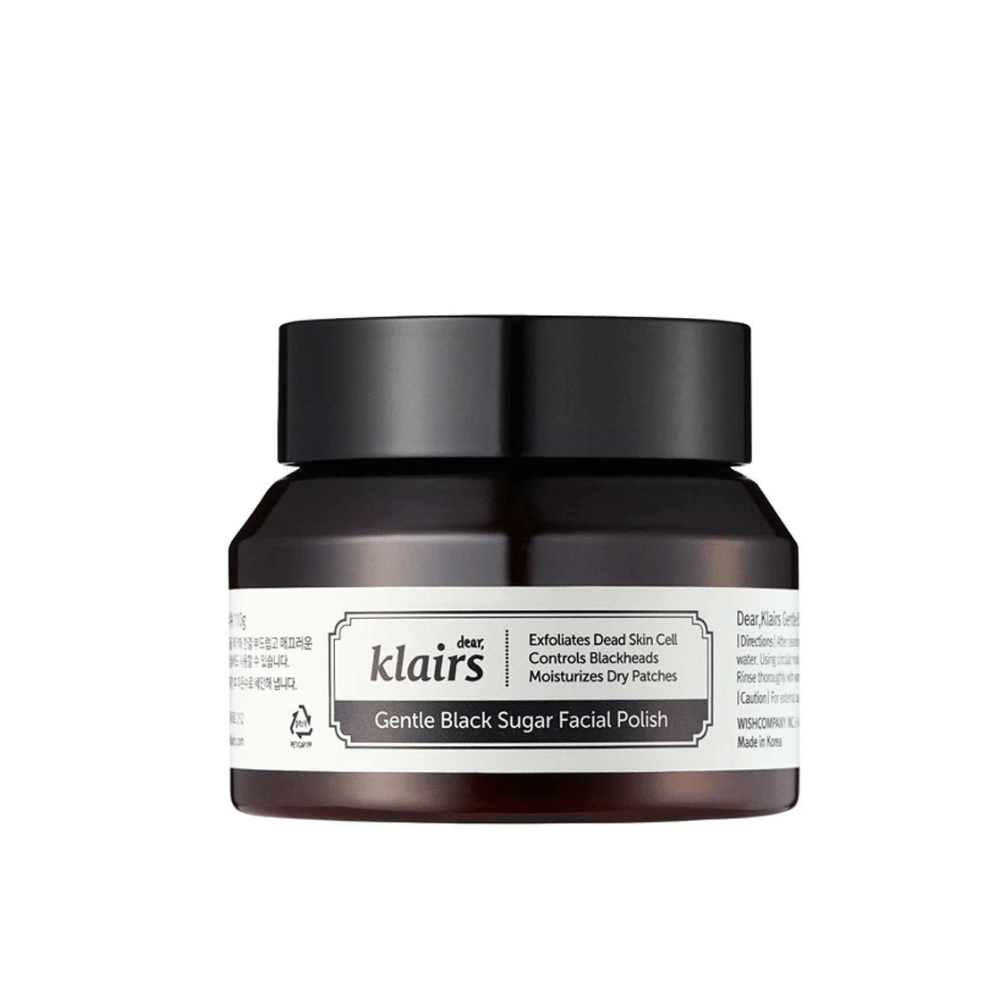 Kozarec Klairs Gentle Black Sugar Facial Polish s črnim pokrovom in etiketo, na nevtralnem ozadju.