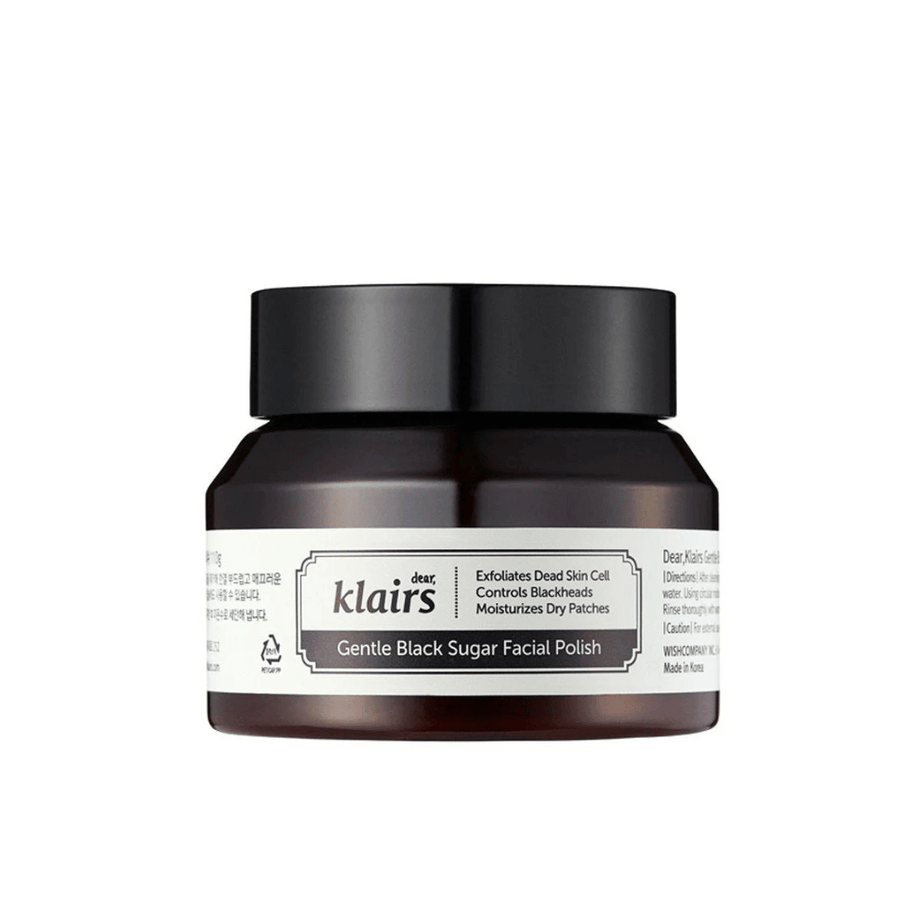 Kozarec Klairs Gentle Black Sugar Facial Polish s črnim pokrovom in etiketo, na nevtralnem ozadju.