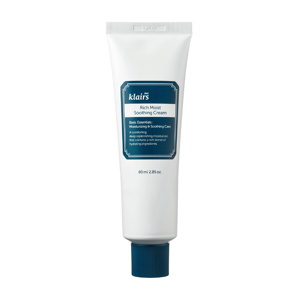 Tuba Klairs Rich Moist Soothing Cream s temno modrimi detajli in informacijami o izdelku, predstavljena na čisti beli podlagi.