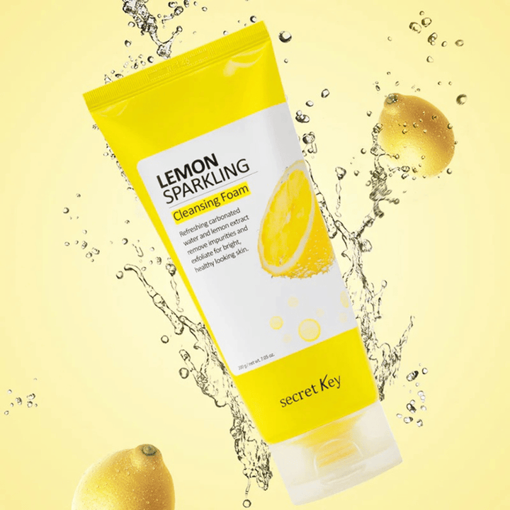 Lemon Sparkling Cleansing Foam iz Secret Key – osvežujoča peneča čistilna pena z izvlečkom limone, ki odstranjuje nečistoče in daje bolj jasno kožo.