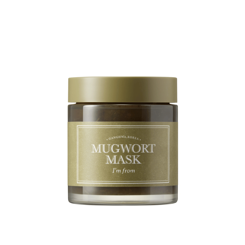 Slika izdelka I'm From Mugwort Mask – zelena maska za obraz v steklenem kozarcu z olivno zelenim pokrovom in etiketo, fotografirana na beli podlagi.