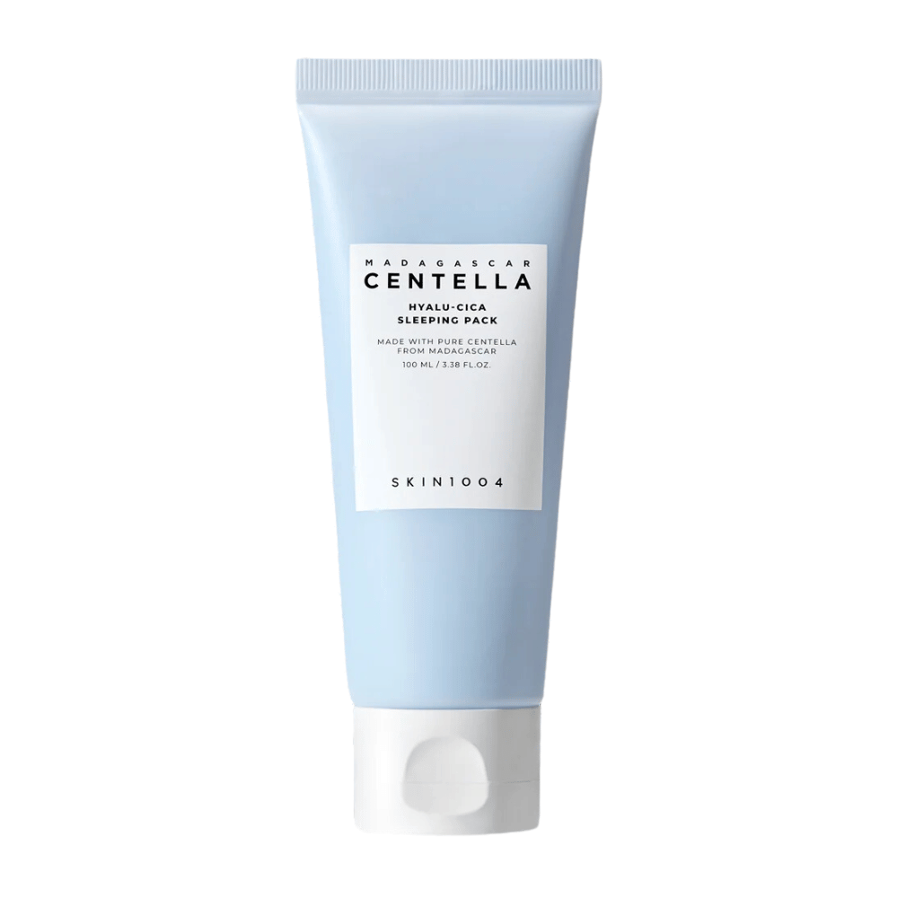 Slika prikazuje "Madagascar Centella Hyalu-Cica Sleeping Pack" v 100 ml tubi od SKIN1004, izdelek za nego kože za uporabo čez noč.