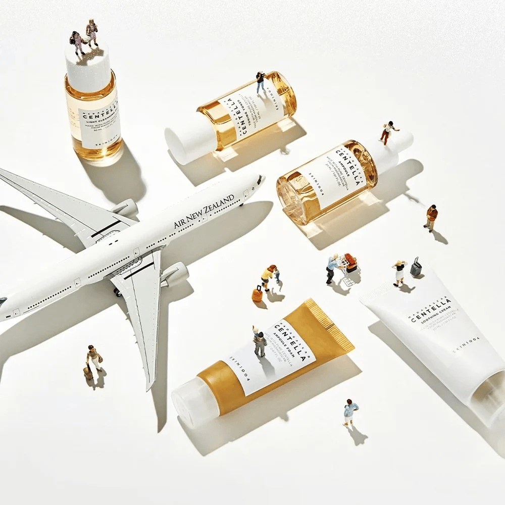 Madagascar Centella Travel Kit vsebuje vse potrebne izdelke za popolno nego kože. Je popoln za potovanja in vključuje lahko čistilno olje, ampule peno, tonik, ampule in pomirjujočo kremo za vlaženje in pomiritev kože.