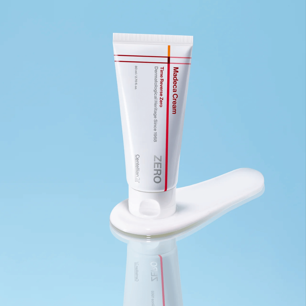MADECA Cream Time Reverse Zero nanesena na teksturo kreme – mehka in lahka krema za obraz, ki se hitro vpije in je primerna za občutljivo in stresno kožo.