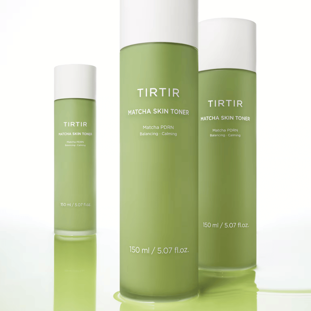 TIRTIR Matcha Skin Toner tonik za obraz z matcho, ki globinsko vlaži, krepi kožno bariero in daje uravnotežen sijaj.