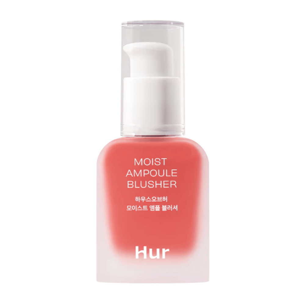 House of Hur Moist Ampoule Blusher v odtenku #05 Peach Coral daje svež in breskov odtenek rdečila licem. Vlažilna formula naredi kožo mehko in navlaženo ves dan.
