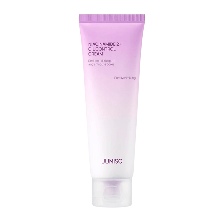 Slika izdelka JUMISO Niacinamide 2+ Oil Control Cream na svetlem ozadju. Rožnata in bela tuba poudarja osredotočenost izdelka na uravnavanje sebuma, zmanjševanje por in izboljšanje tena kože za mastno in mešano kožo.