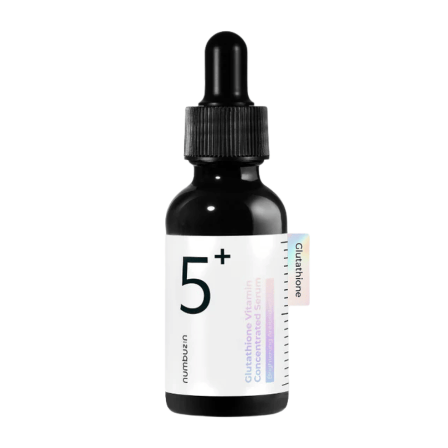Slika izdelka Numbuzin No.5+ Glutathione Vitamin Concentrated Serum v črni steklenici s pipeto. Za enakomerne rezultate pigmentacije.