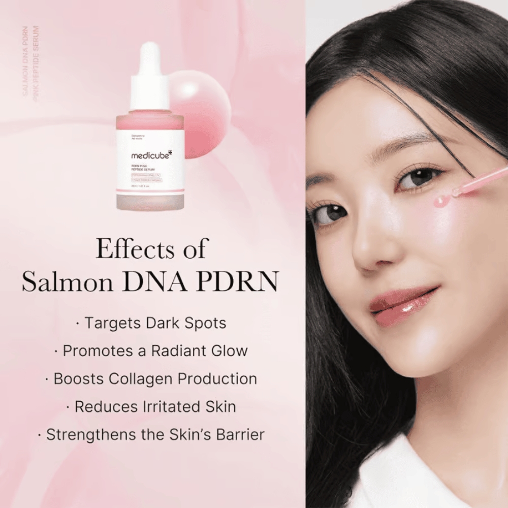 Medicube PDRN Pink Peptide Serum z lososovo DNK PDRN. Model nanaša rožnati serum na lice s pipeto.