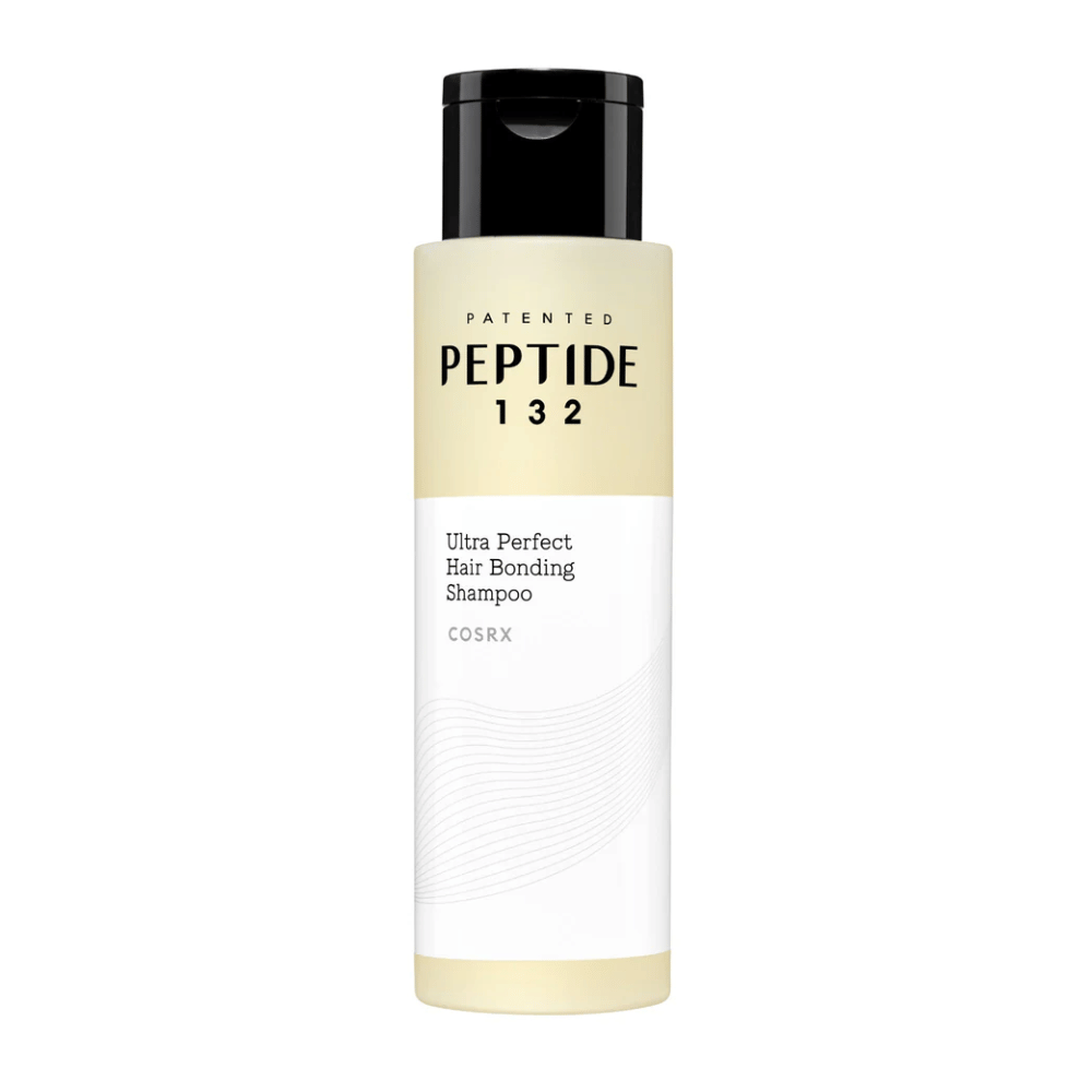 Slika izdelka COSRX Peptide 132 Ultra Perfect Hair Bonding Shampoo – krepilni in obnovitveni šampon s peptidi za mehke in sijoče lase.