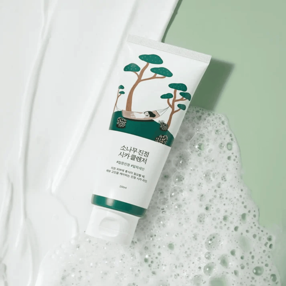 ROUND LAB Pine Calming Cica Cleanser – penasto čistilo za čisto in svežo kožo
