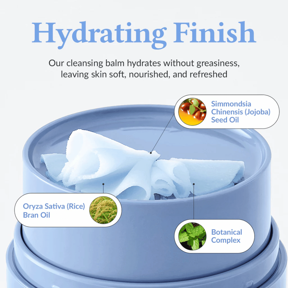 Dr.Althea Pore Refresh Grinding Cleansing Balm z napisom "Hydrating Finish" zgoraj. Izdelek vsebuje Simmondsia Chinensis (jojobino) olje semen, Oryza Sativa (riževo) olje otrobov in botanični kompleks. Krema daje vlažilni učinek, ne da bi bila mastna, kar pušča kožo mehko, nahranjeno in svežo.