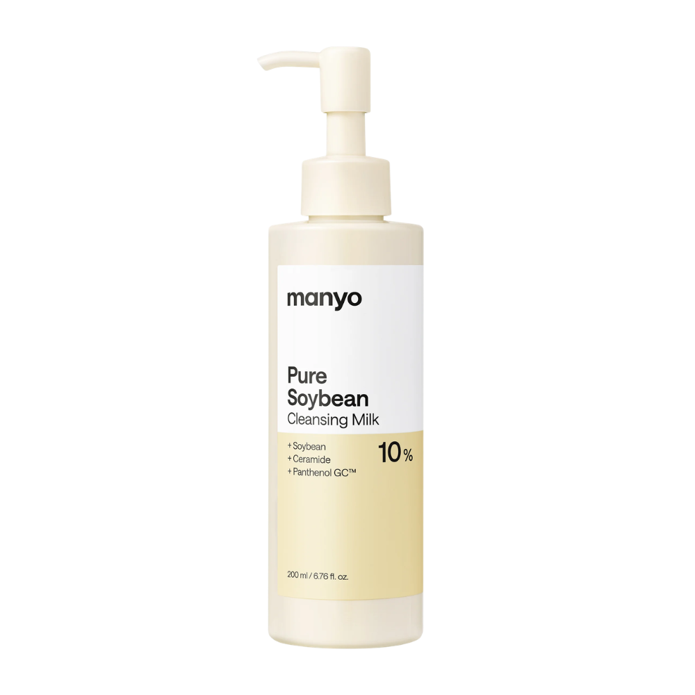 3. Ma:nyo Pure Soybean Cleansing Milk 200 ml – čistilno mleko s sojo, ceramidi in pantenolom v beli plastenki s pumpico