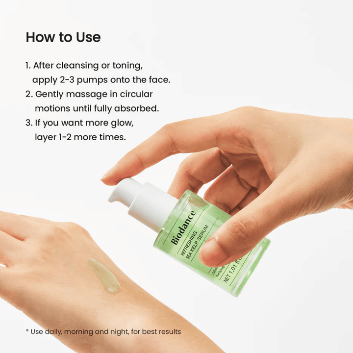 Biodance Refreshing Sea Kelp Serum se nanaša na roko – pomirjujoč in uravnavanje sebuma serum z morskimi algami.