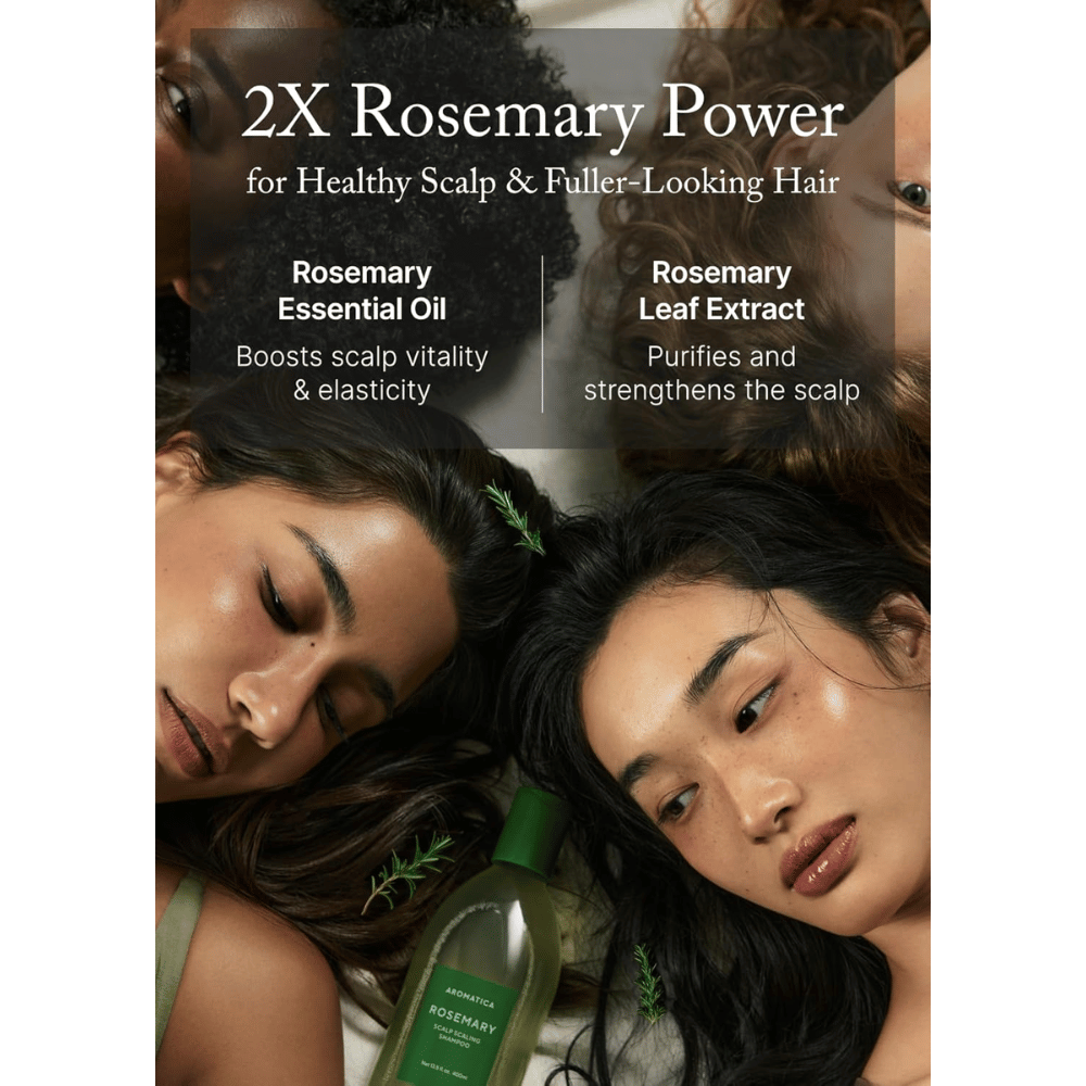 AROMATICA Rosemary Scalp Scaling Shampoo z rožmarinovim oljem in izvlečkom rožmarina, ki krepita lasišče, globinsko čistita in spodbujata bolj polne lase.