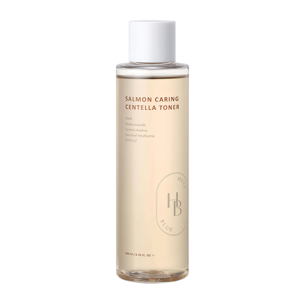 Salmon Caring Centella Toner slika izdelka – korejski tonik za obraz z PDRN in centello, ki globoko vlaži, krepi kožno pregrado in pripravlja kožo za nadaljnjo nego.