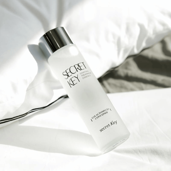 Secret Key Starting Treatment Essence – korejska esenca s fermentiranim galactomyces, ki vlaži in izboljšuje teksturo kože.