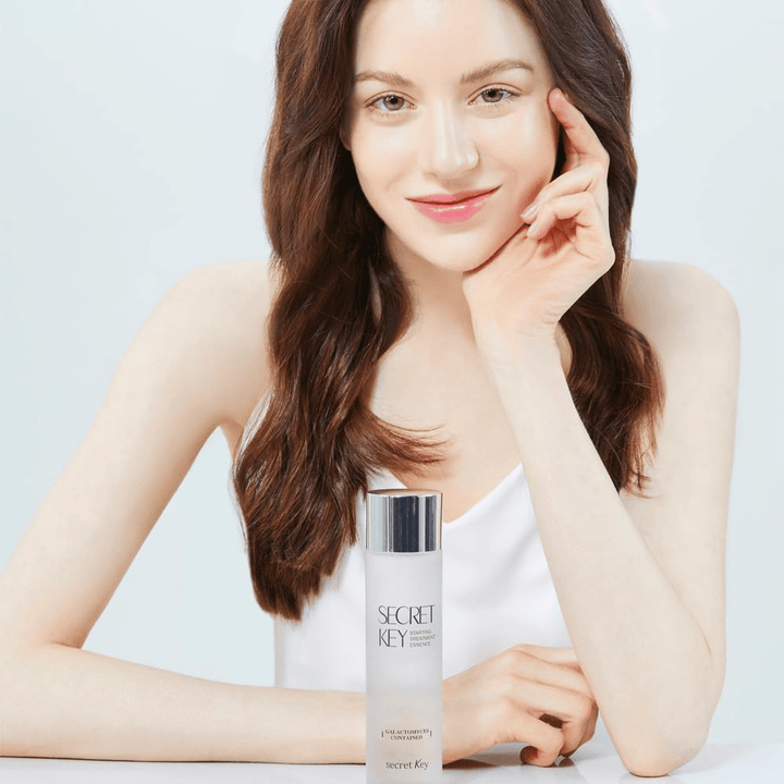 Secret Key Starting Treatment Essence – vlažilna esenca z galactomyces, ki daje sijaj in izenačuje ten kože.
