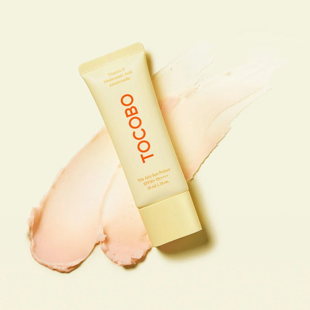 TOCOBO Vita Airy Sun Primer – lahek zaščitni primer s SPF50+ PA++++, ki izenači ton kože in ščiti pred UV-žarki, hkrati pa neguje z vitaminom C in madecassoside.