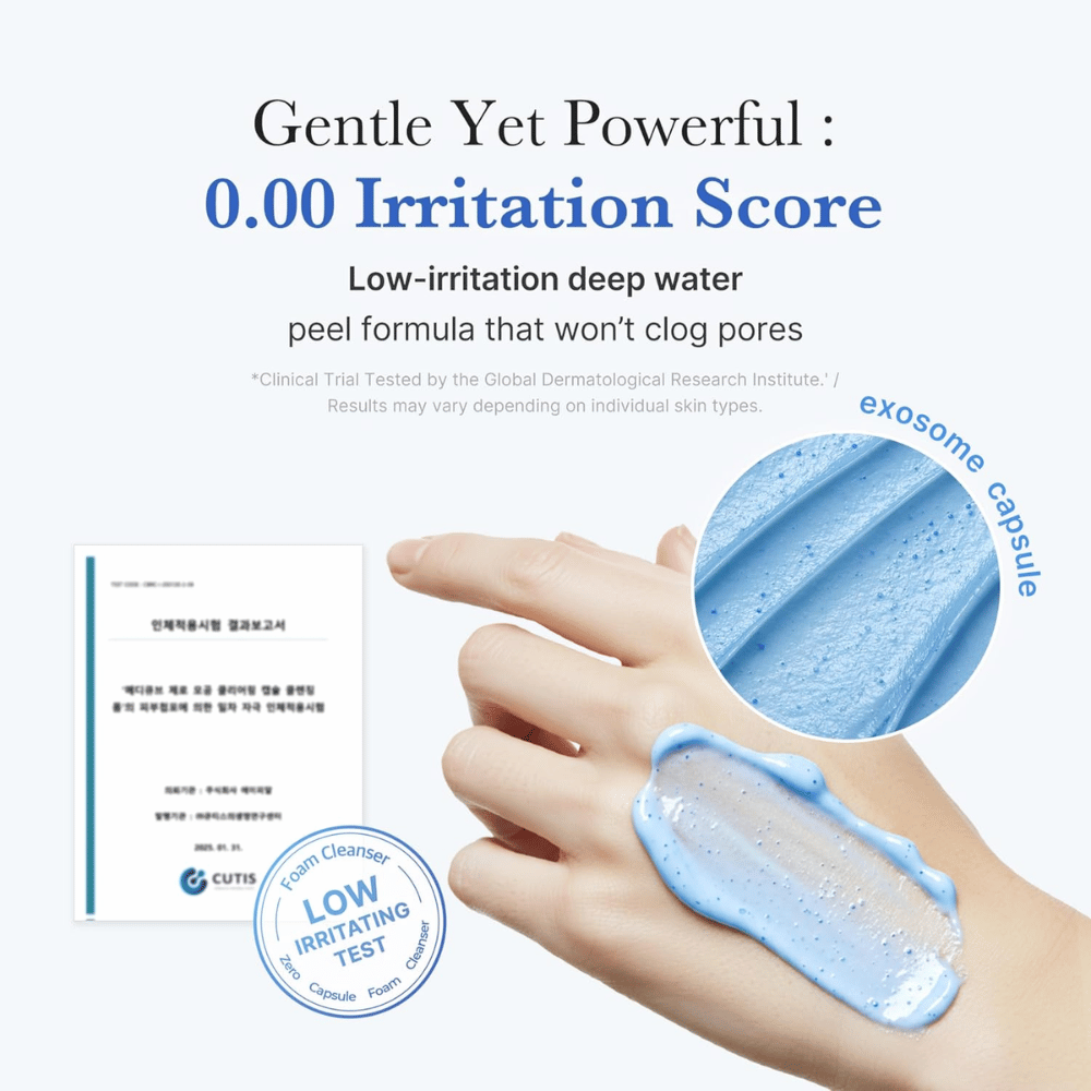 Medicube Zero Pore SA Clear Capsule Cleansing Foam – nizko dražeče čistilo z modrimi kapsulami, ki nežno eksfolirajo kožo in globinsko čistijo pore.
