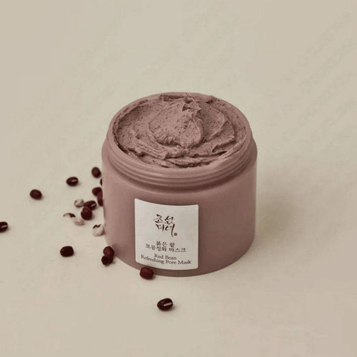 Kozarec Red Bean Refreshing Pore Mask 140ml iz Beauty of Joseon z ogrci.
