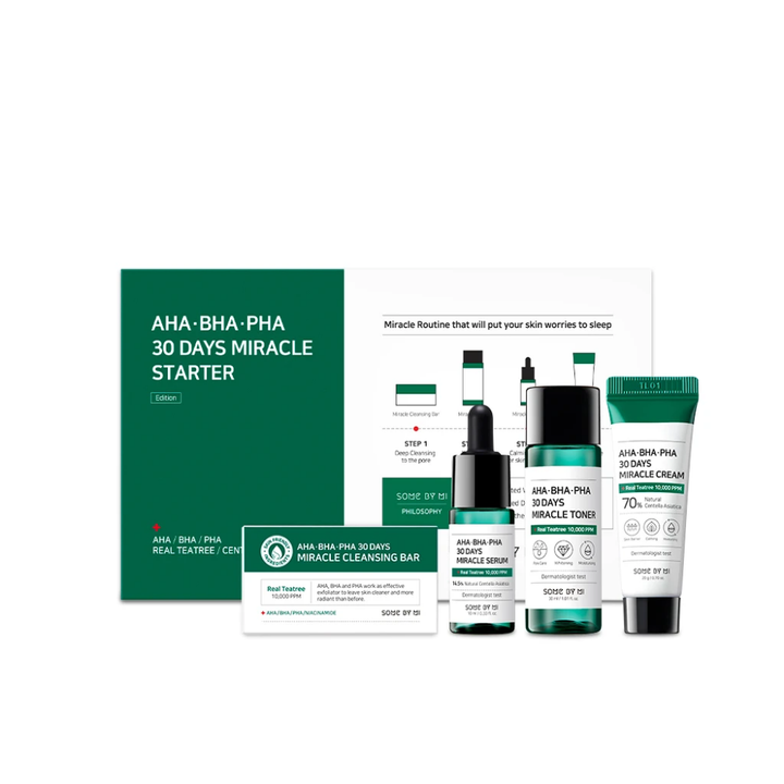 Komplet SOME BY MI AHA, BHA, PHA 30 Days Miracle Starter Limited Set z zeleno škatlo.