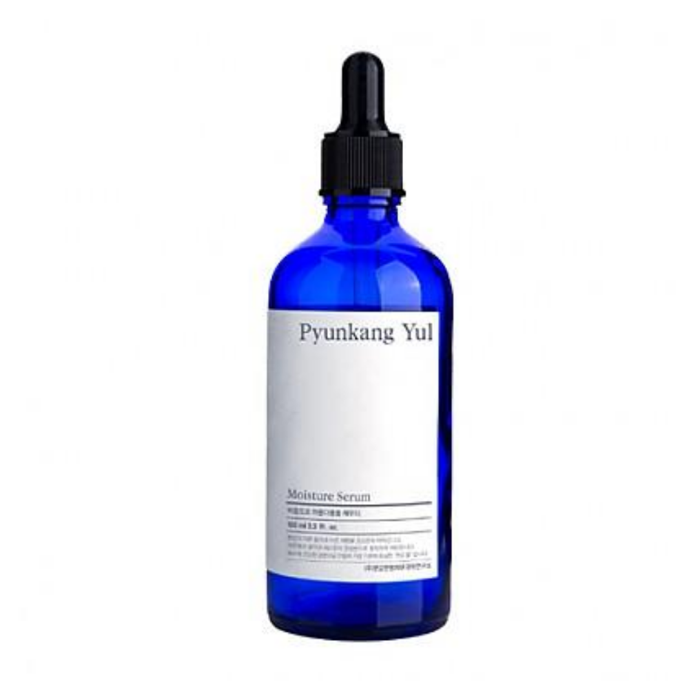 Pyunkang Yul Moisture Serum 100 ml na beli podlagi, ki uravnava nivo vlage v koži.
