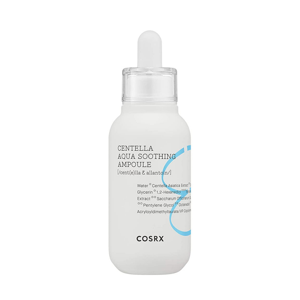 Steklenica COSRX Centella Aqua Soothing Ampoule 40ml z pomirjujočimi lastnostmi na beli podlagi.